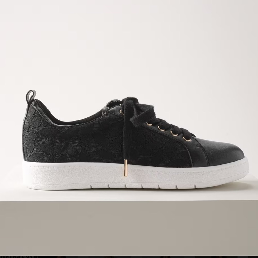 White House Black Market Black Kicks Lace Sneakers, Size 9.5M